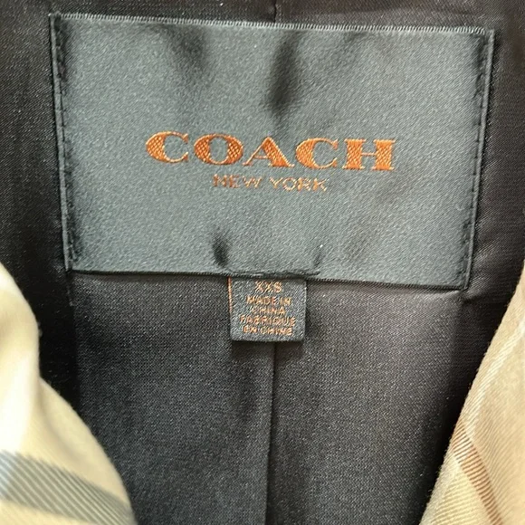 NWOT Coach trenchcoat